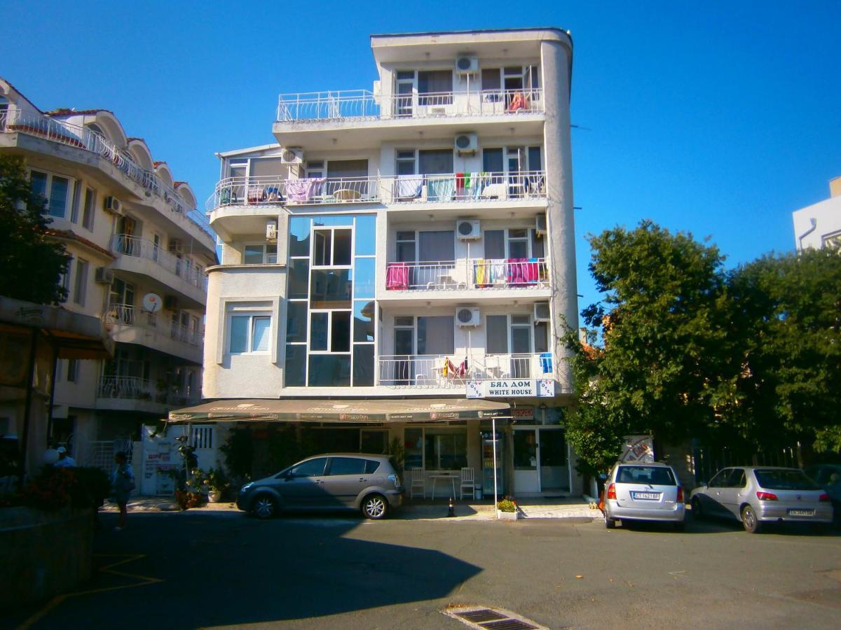 Family Hotel White House 포마리 외부 사진