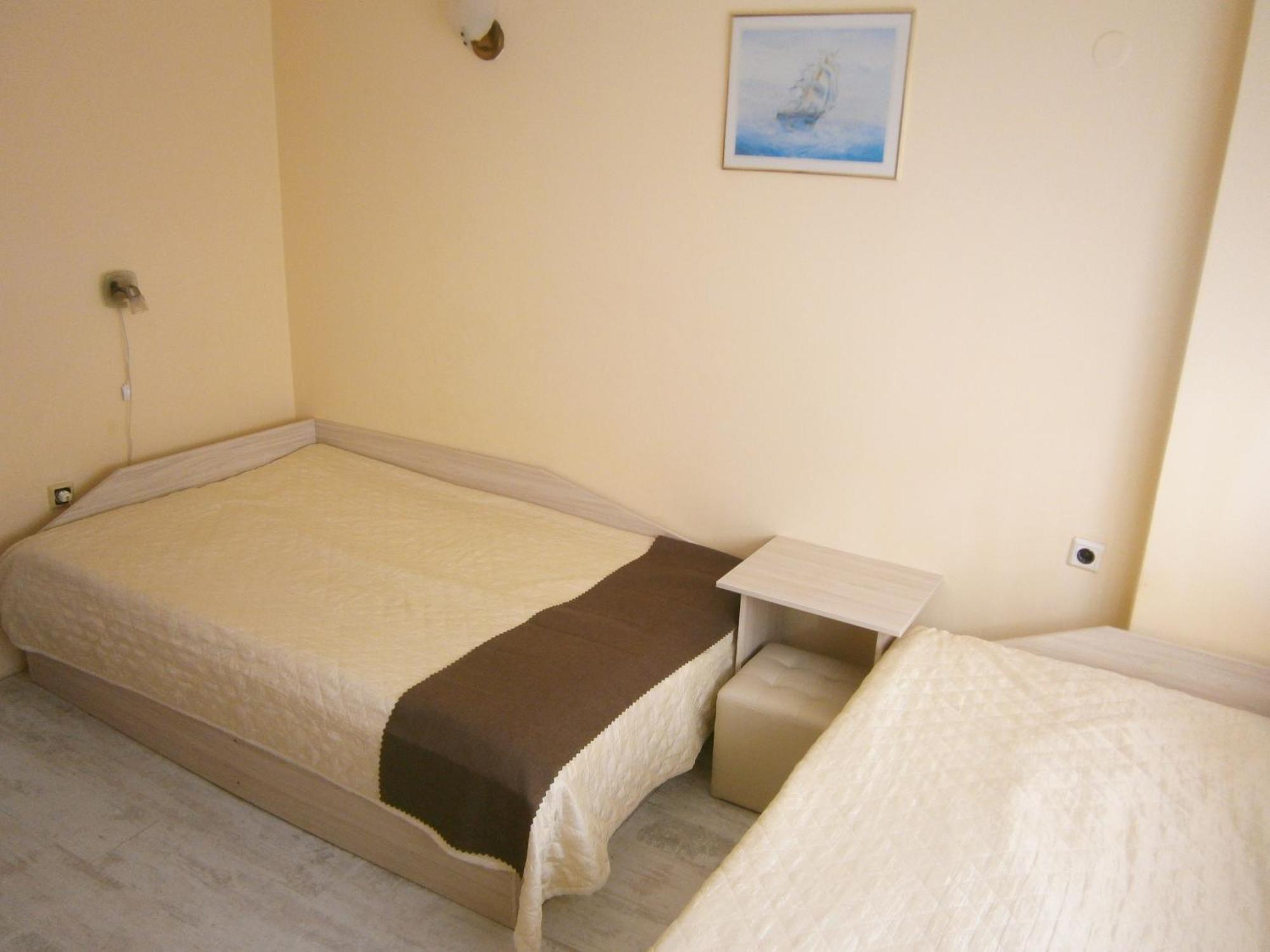 Family Hotel White House 포마리 외부 사진