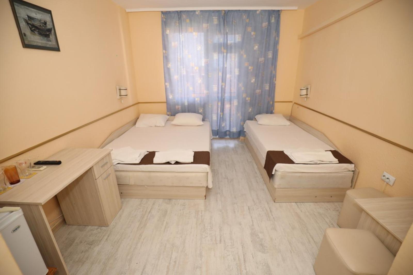 Family Hotel White House 포마리 외부 사진